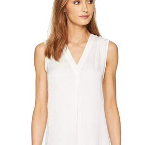 Vince Camuto Sleeveless V-neck Blouse in Ivory Size L